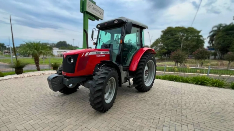 TRATOR - MF 4283