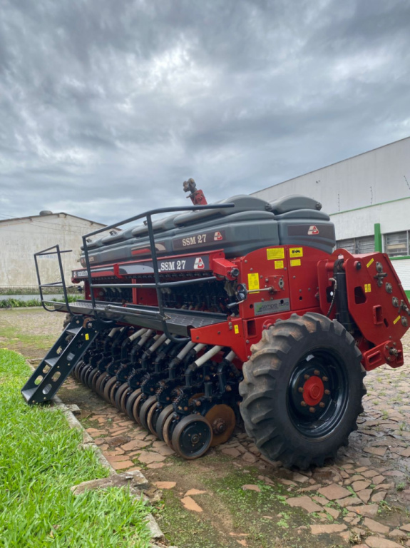 SEMEADEIRA SEMEATO - SSM 27 