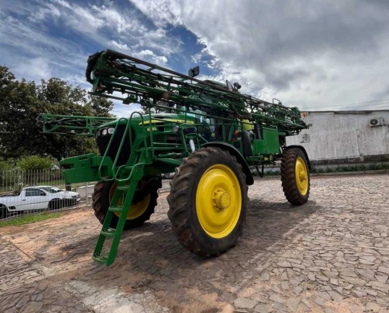 PULVERIZADOR - JD 4730